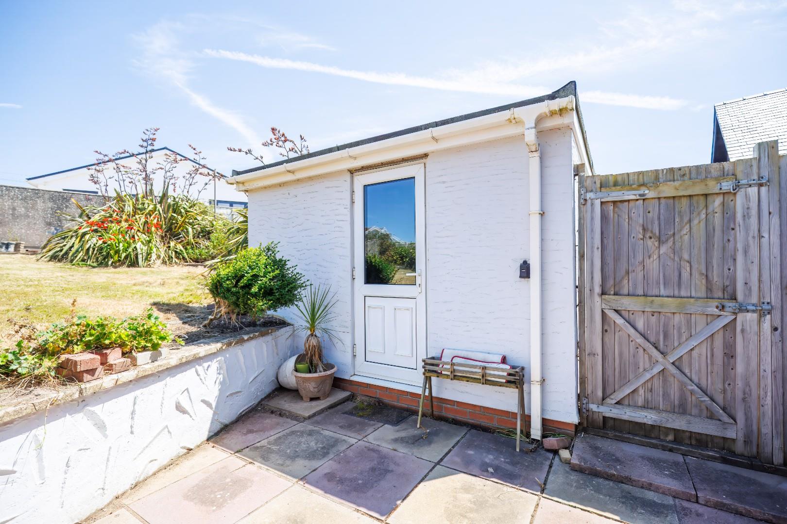 27 Marine Drive, Ogmore-By-Sea, Vale of Glamorgan, CF32 0PJ